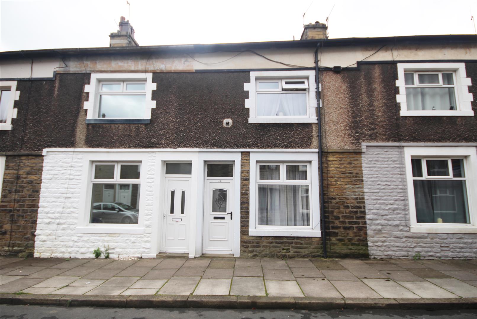 2 bedroom terraced house To Let in Barnoldswick - IMG_8827.jpg